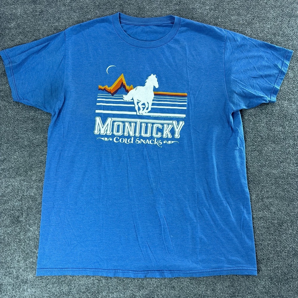 Montucky Cold Snacks Blue Graphic T-Shirt Mens Large Horse Beer Retro Mountain